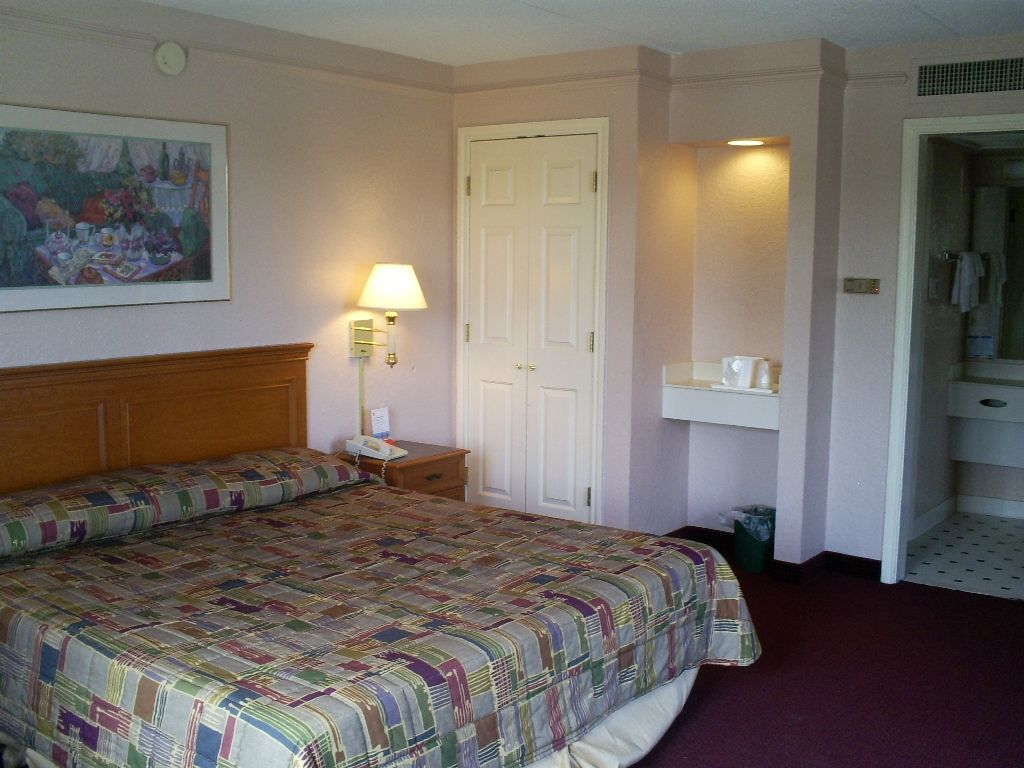 Econo Lodge Tucker Habitación foto
