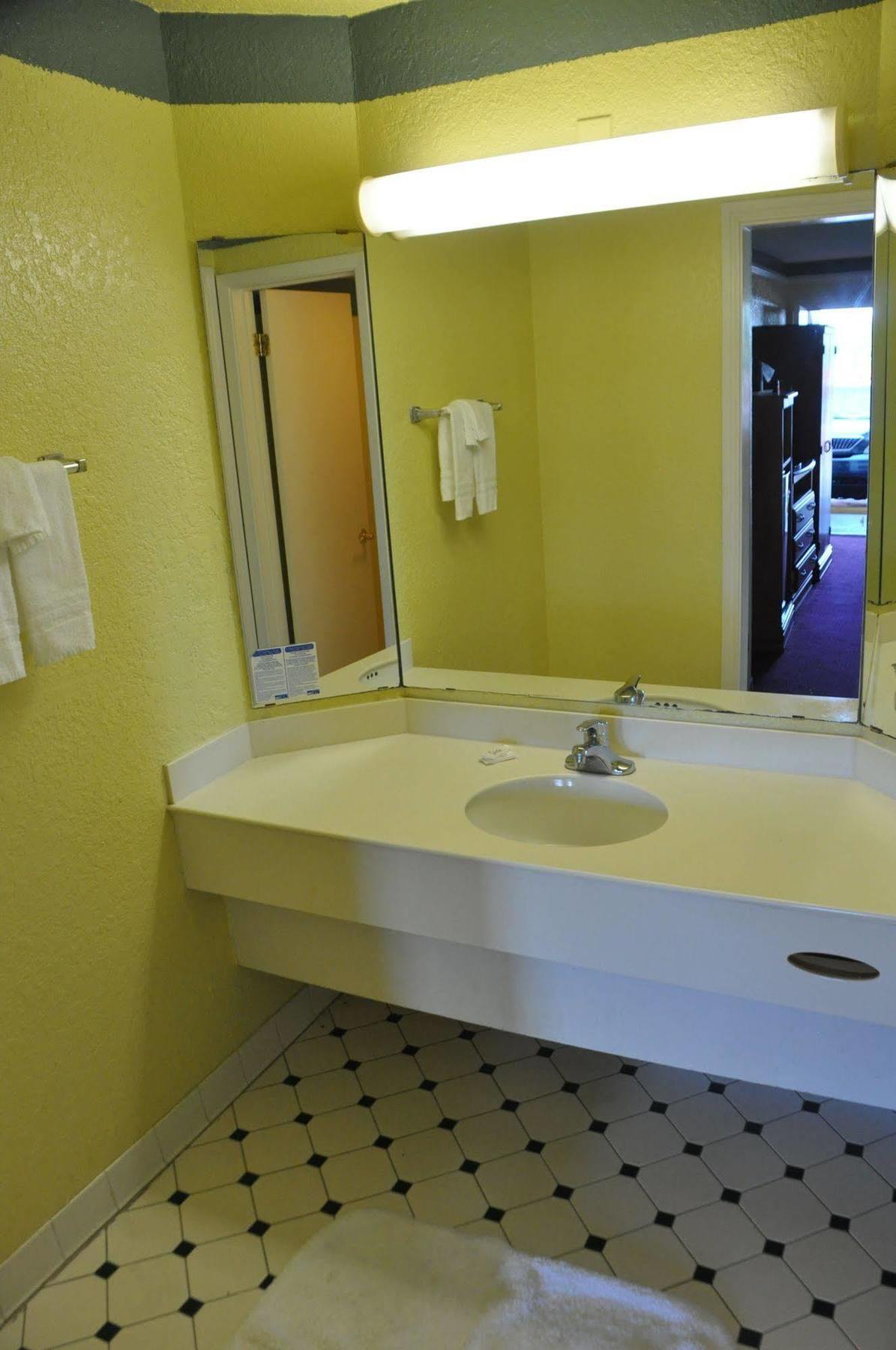 Econo Lodge Tucker Exterior foto